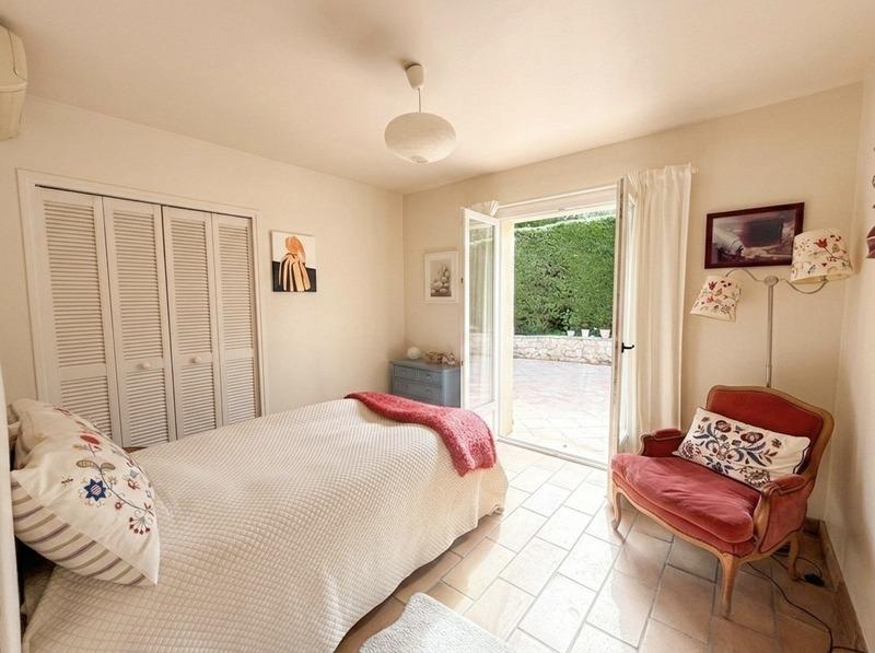 Villa - 218 m² - 8 pièces