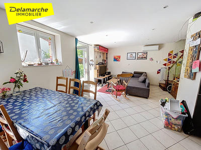 Maison - 74 m² - 5 pièces