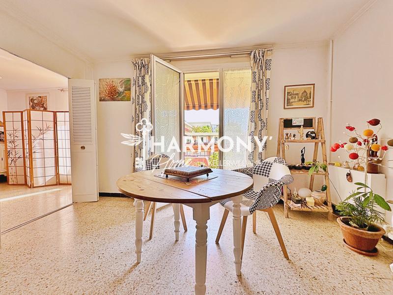 Appartement - 83 m² - 4 pièces