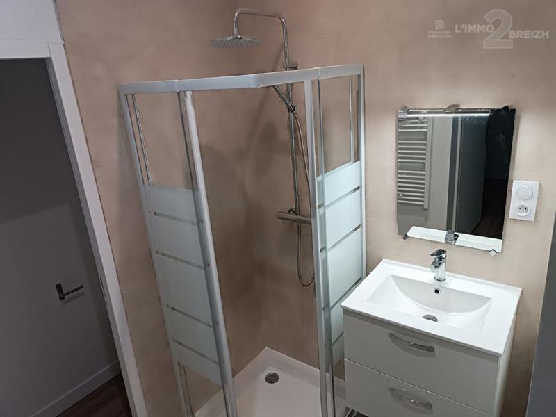 Immeuble - 140 m² - 7 pièces