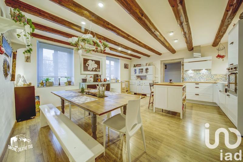 Maison de village - 210 m² - 9 pièces