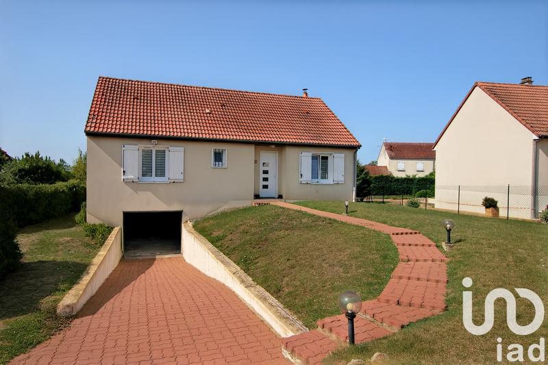 Maison - 121 m² - 6 pièces