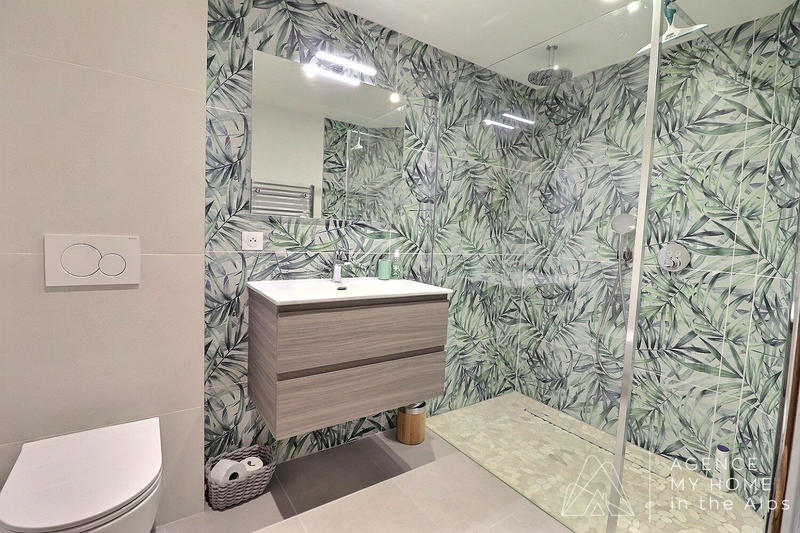 Châlet - 368 m² - 9 pièces