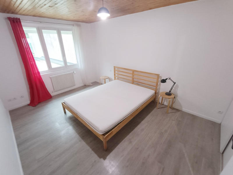 Maison - 101 m² - 6 pièces