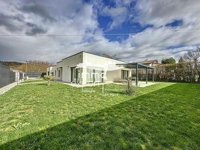 Maison - 160 m² - 6 pièces