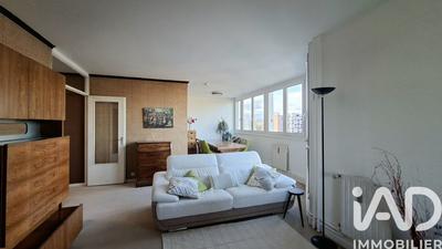 Appartement - 84 m² - 4 pièces