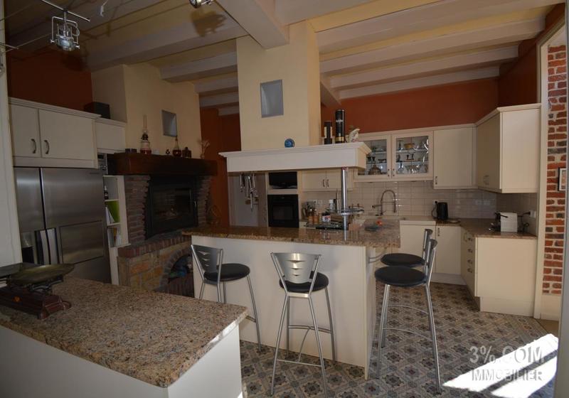 Maison - 260 m² - 7 pièces