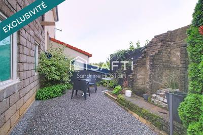 Maison - 300 m² - 15 pièces