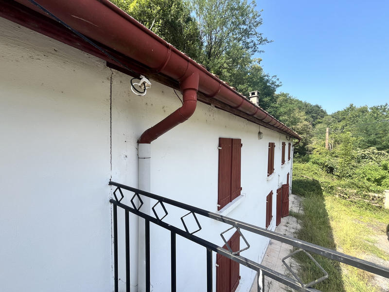 Maison - 98 m² - 5 pièces