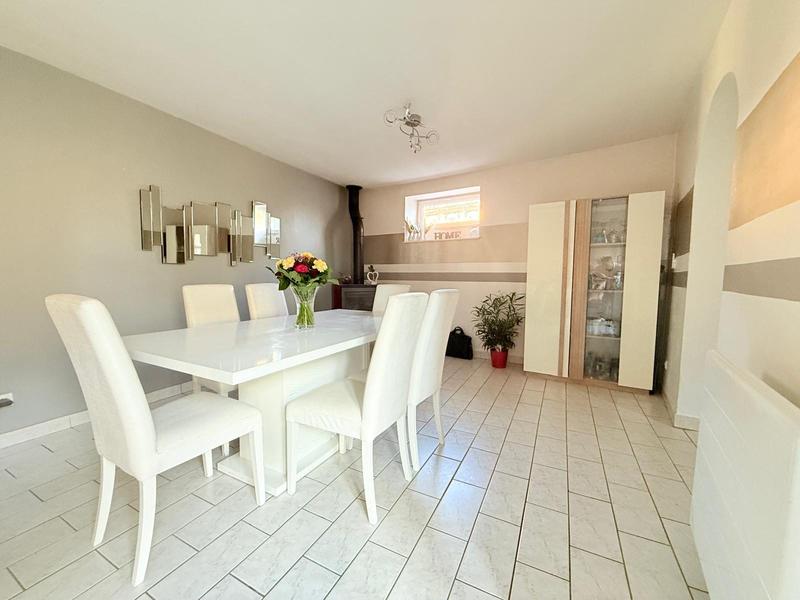 Maison - 110 m² - 4 pièces