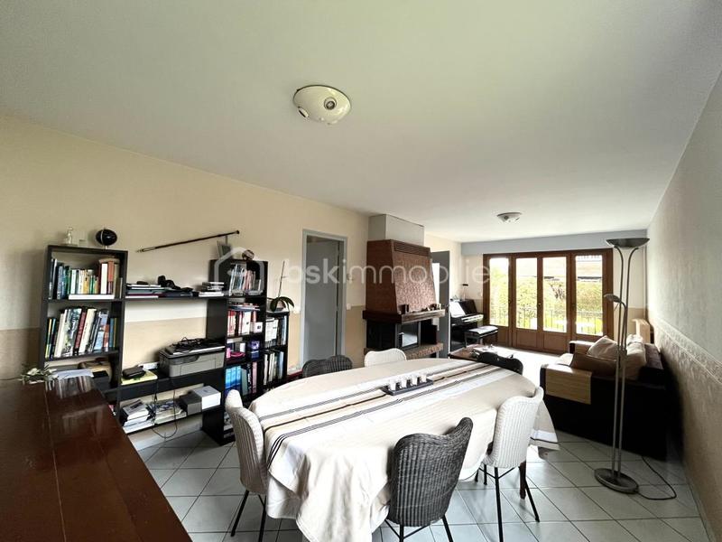 Maison - 136 m² - 6 pièces