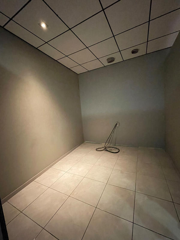 Local commercial - 137 m²