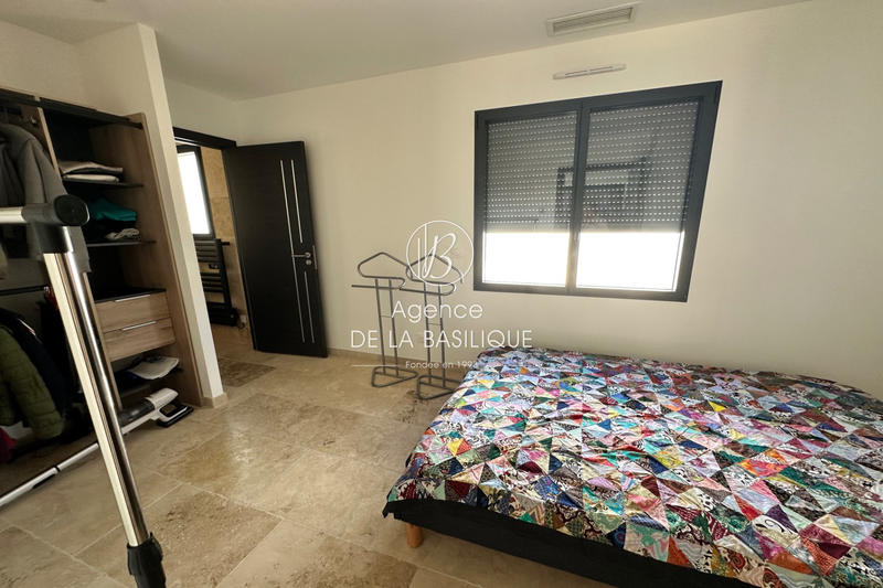 Maison contemporaine - 600 m² - 3 pièces