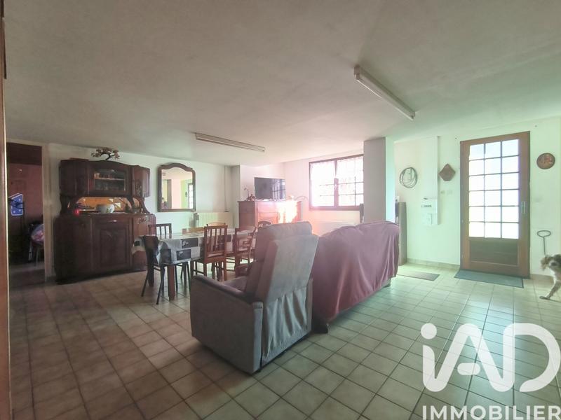 Maison - 197 m² - 6 pièces