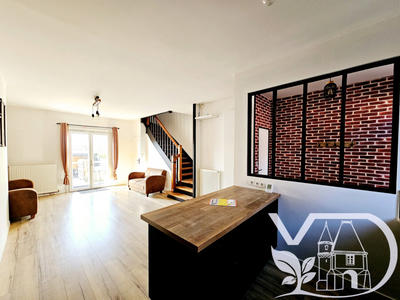 Maison - 98 m² - 4 pièces