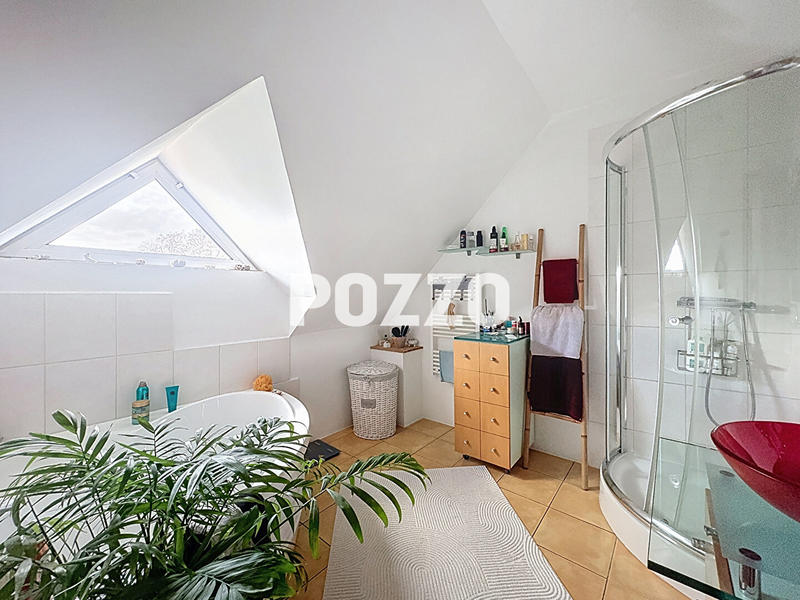 Maison - 125 m² - 6 pièces