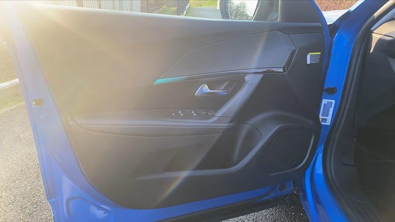 Peugeot 2008 1.2 PureTech 130 Eat8 Allure - Automatique