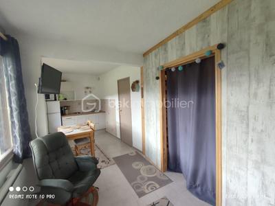 Studio - 25 m² - 1 pièce