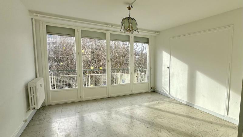 Appartement ancien - 63 m² - 3 pièces