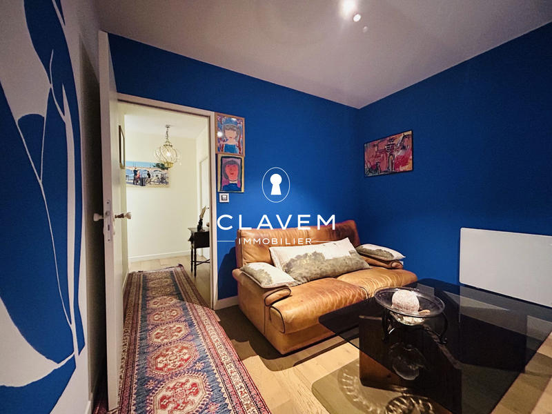 Maison - 208 m² - 7 pièces