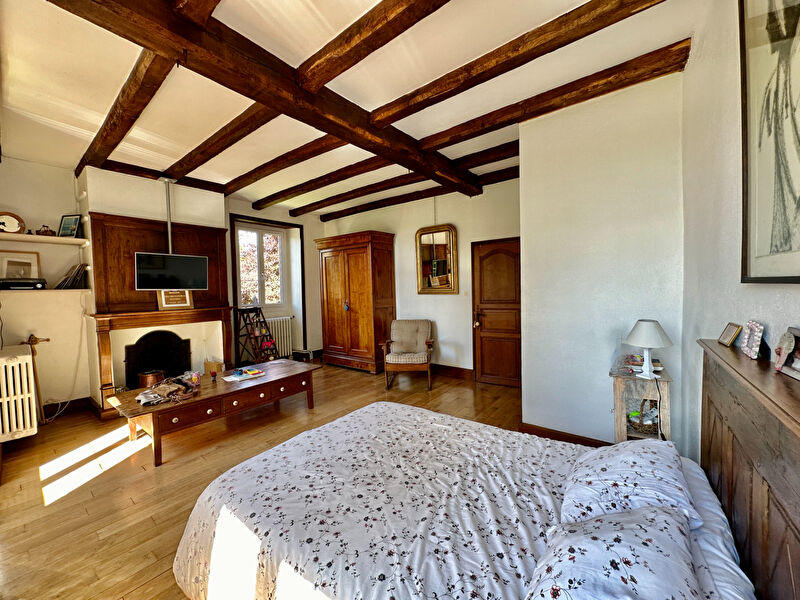 Maison bourgeoise - 415 m² - 11 pièces