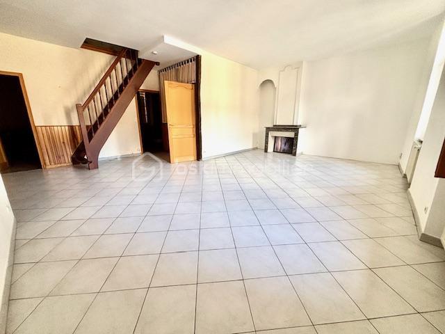 Maison ancienne - 172 m² - 8 pièces