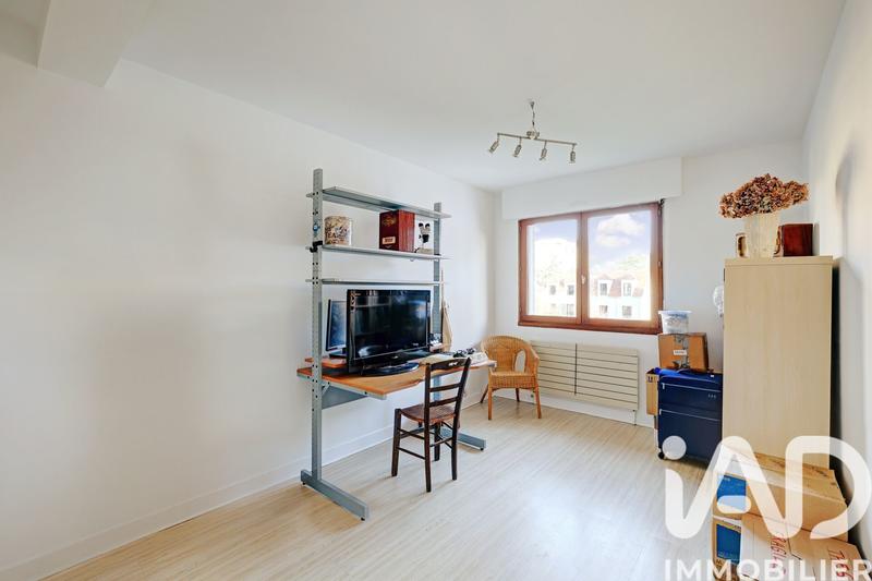 Maison - 182 m² - 8 pièces