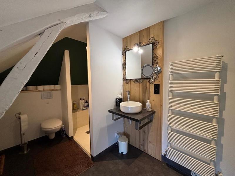 Maison - 234 m² - 10 pièces