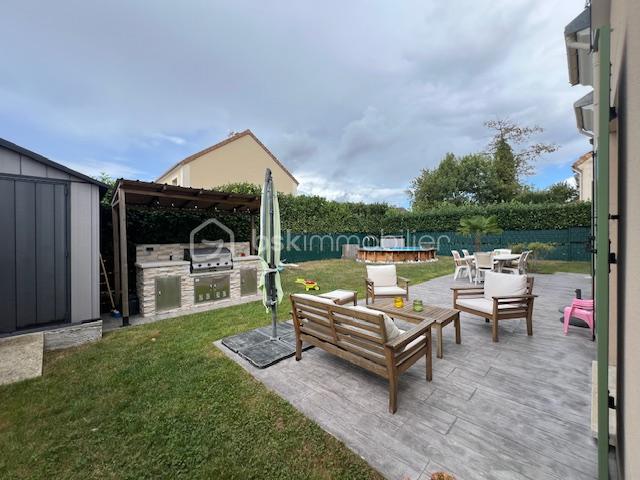 Pavillon - 150 m² - 6 pièces