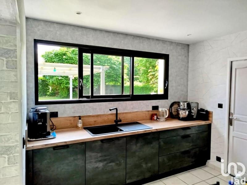 Maison - 248 m² - 6 pièces