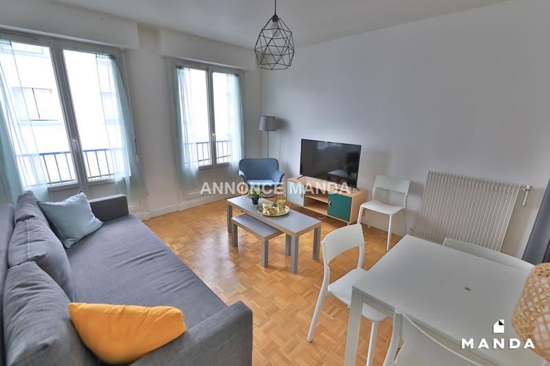 Studio - 47 m² - 2 pièces
