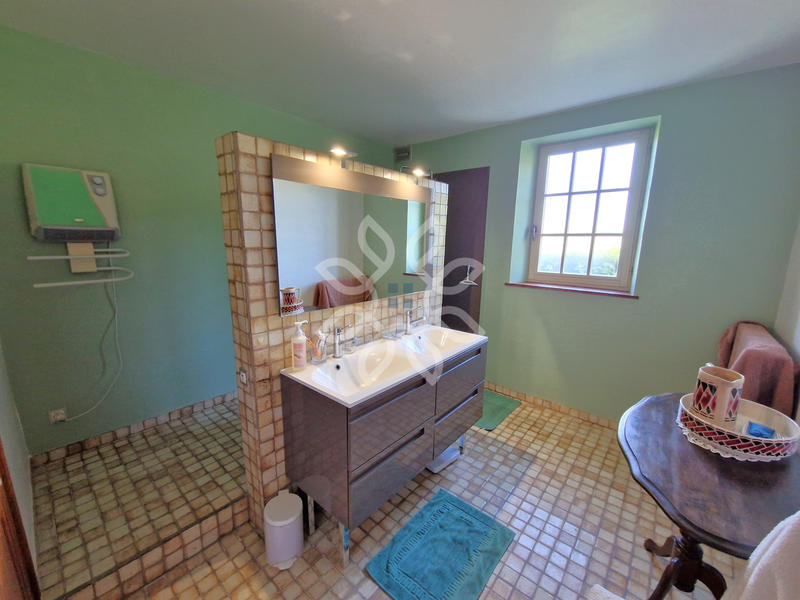 Villa - 196 m² - 5 pièces