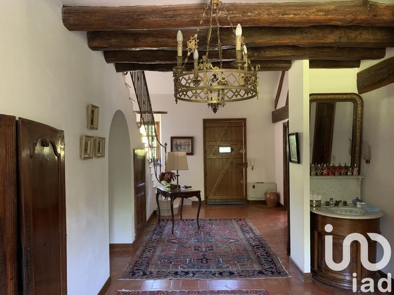 Maison - 260 m² - 10 pièces