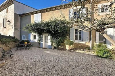 Maison - 259 m² - 6 pièces