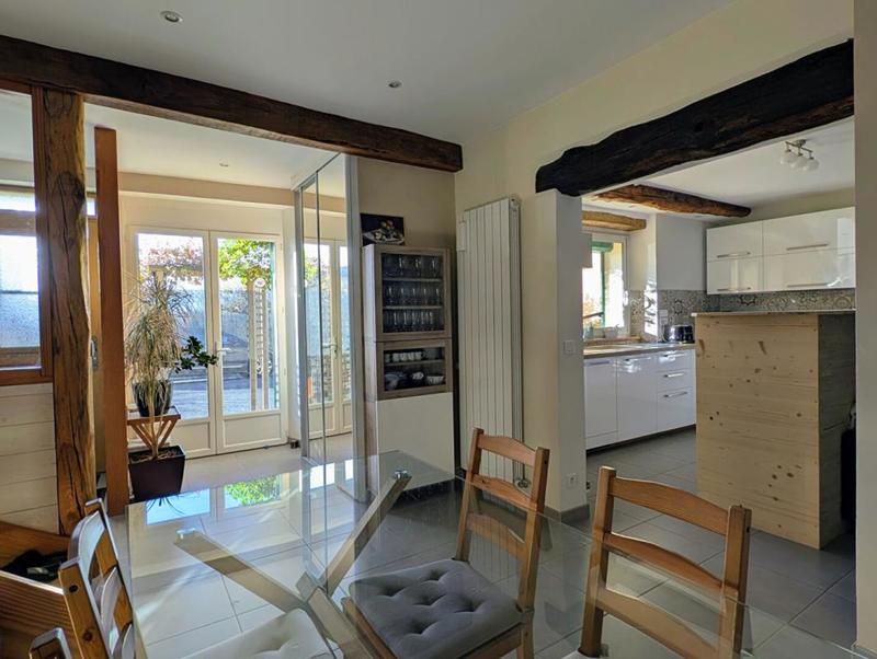 Maison - 122 m² - 6 pièces