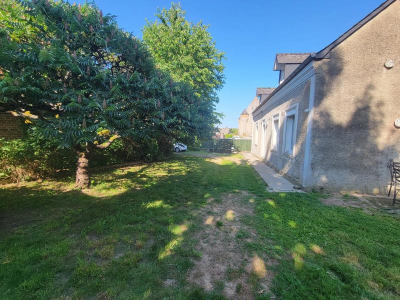 Maison - 215 m² - 10 pièces