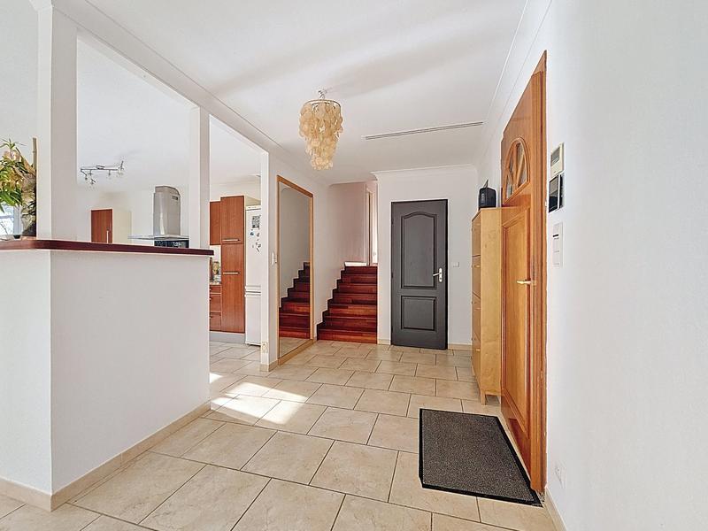 Maison - 138 m² - 5 pièces