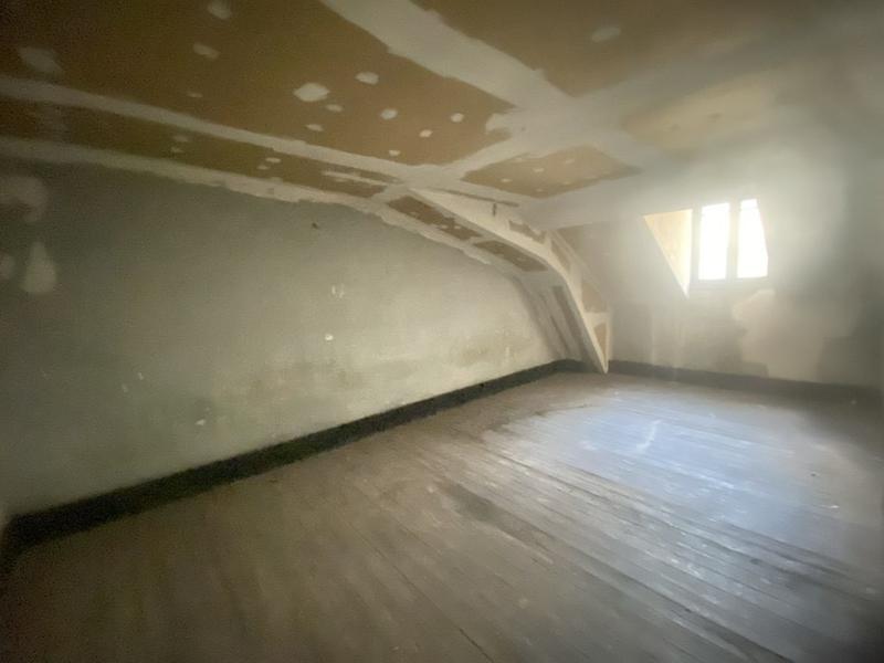 Appartement - 120 m² - 5 pièces