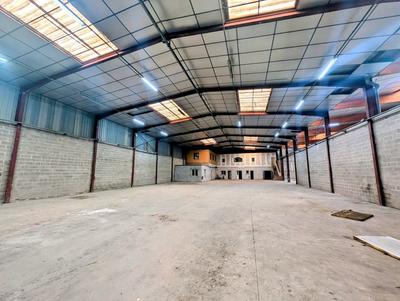 Local d'activités - 1 200 m²
