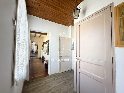 Maison - 376 m² - 14 pièces