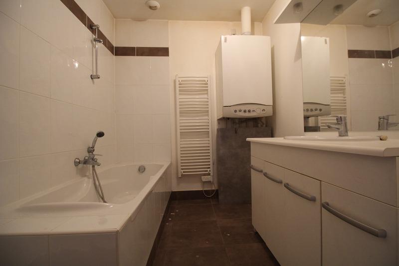 Appartement - 85 m² - 3 pièces