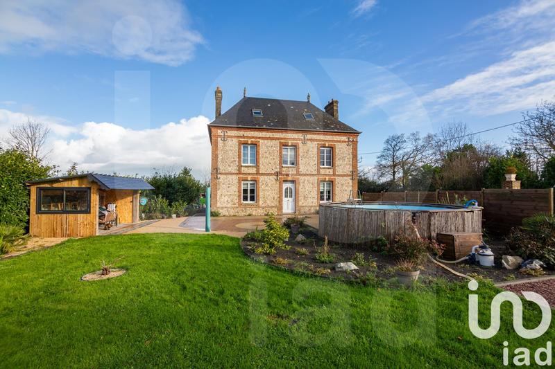 Maison - 165 m² - 9 pièces