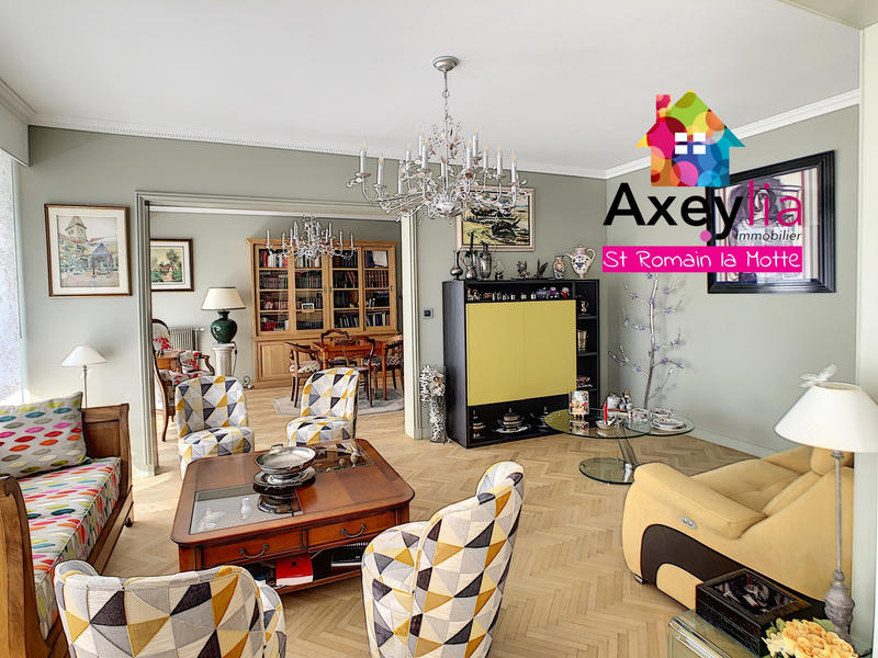 Appartement - 179 m² - 7 pièces