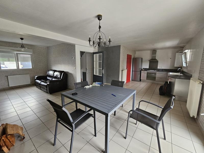 Maison - 92 m² - 4 pièces