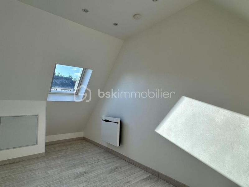 Maison traditionnelle - 97 m² - 5 pièces