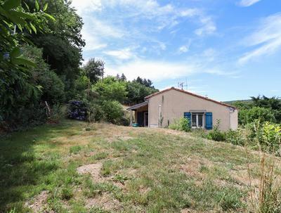 Maison - 92 m² - 4 pièces