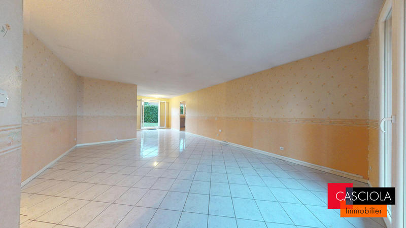 Maison - 113 m² - 6 pièces