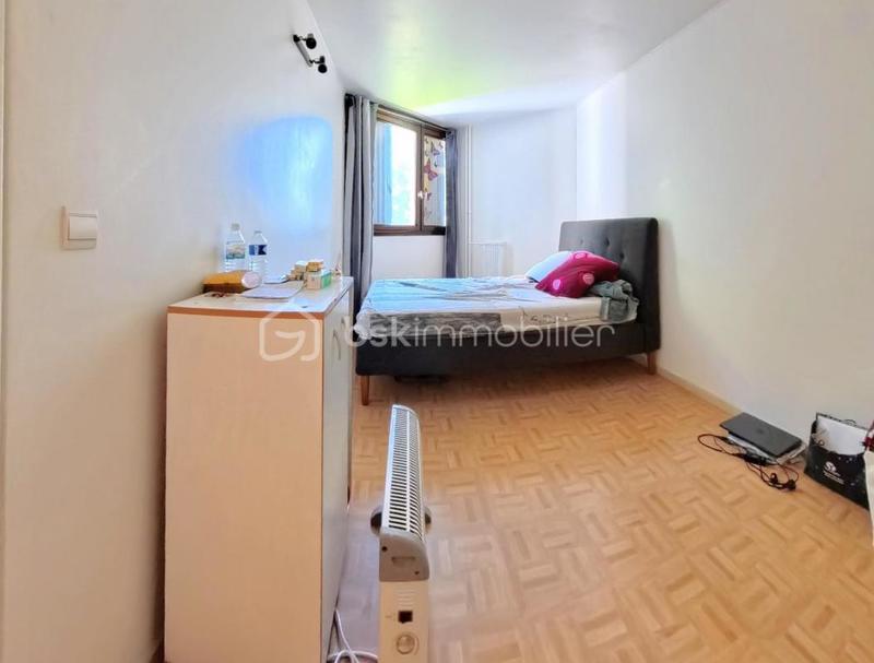 Appartement - 81 m² - 4 pièces