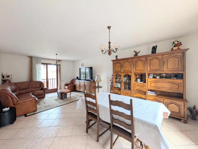 Maison - 140 m² - 7 pièces