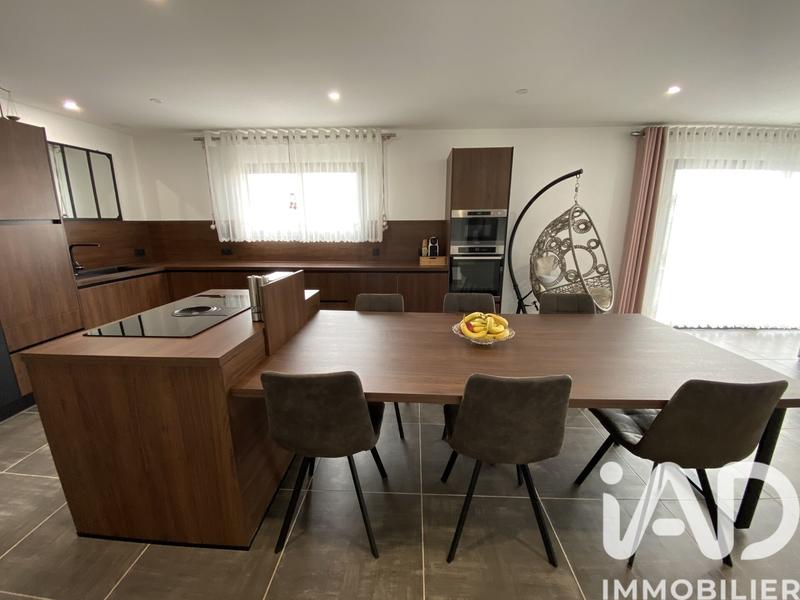 Maison - 128 m² - 4 pièces